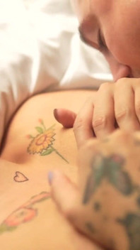 Hot Couple in the Morning: She Gives Him a Juicy Blowjob and He Makes Her Cum by Fucking Her Hard