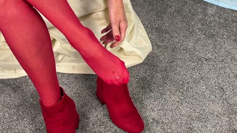 Aunty Sandra vintage girdle queen: Tia Sandra Em Vermelho Vgq76