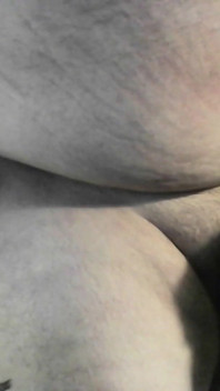 Harter schwanz in falsche muschi hämmert und mega-squirt mit heißem sperma