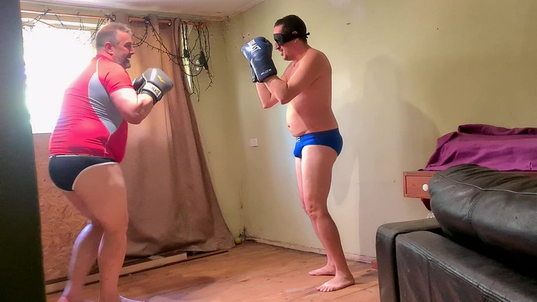 Combat and fetish: Silver Daddy Boxer VS Jobber