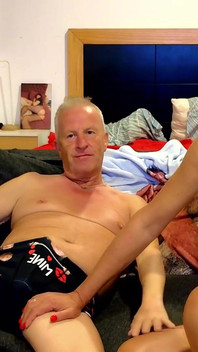 Gigi și Dave, Transsexuala Girlfiend Live Show - 2025-10-02 - P6