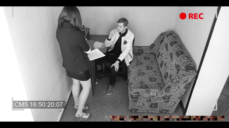 SweetAndFlow: Bos mengongkek Setiausaha berkahwin - kamera merakam segala-galanya!