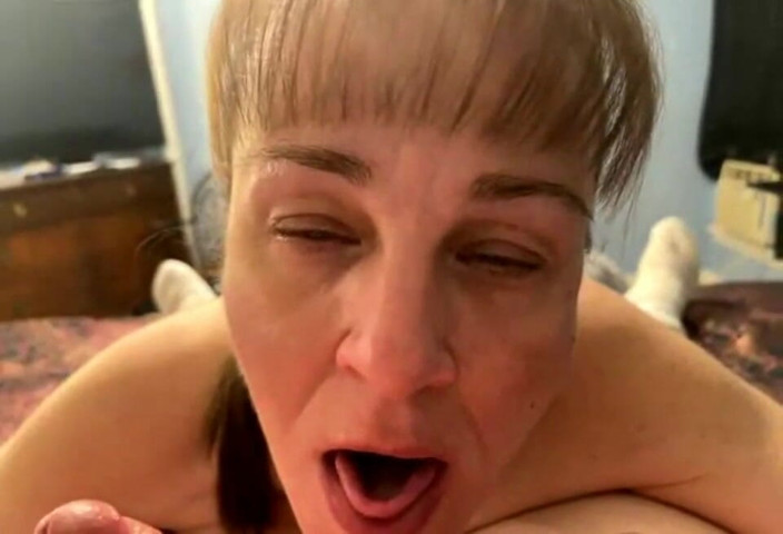 Sweet Marie: लंड चूसना सूखी लाइवस्ट्रीम