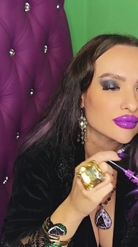 Hipnotizante Reina Demonio: Garras, Labios, Pies Y Gooning