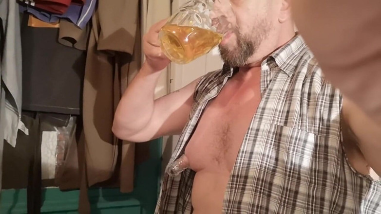 Monster_Meat_: Pissing in a Bottle Glad Plus Tasting It