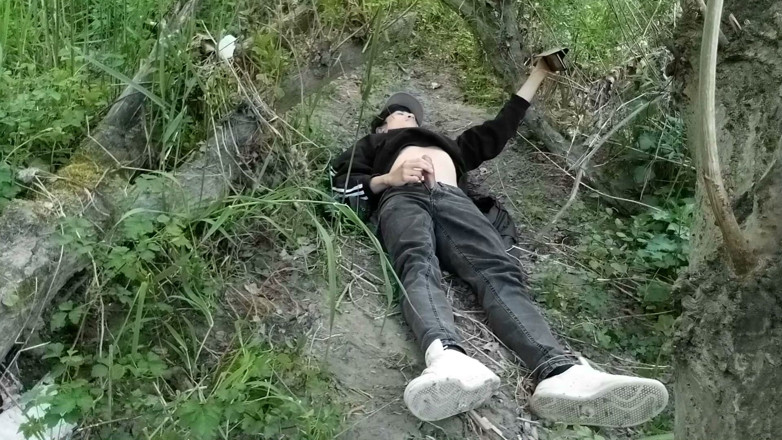 Jon Arteen: This Gay Twink Sticks His Cock Through His Fly to...