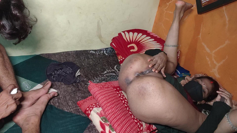 Sexy biwi: I Lovingly Called the Neighbour Aunty Home, Made Her Slee...