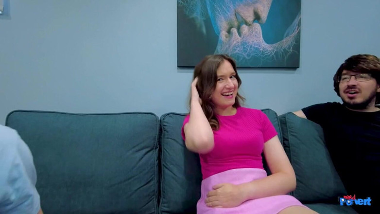 Nerd Pervert: Ellie eastleigh - gadis yang suka sama dua cowok