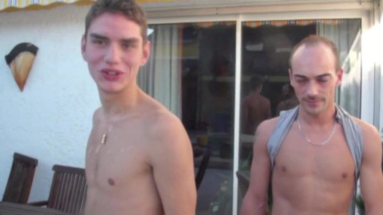 Gaybareback: Il casting chiama un porno gay per Greg per scopare...