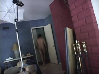 Asian Club: Dietro le quinte di varie ragazze e uno stallone che...
