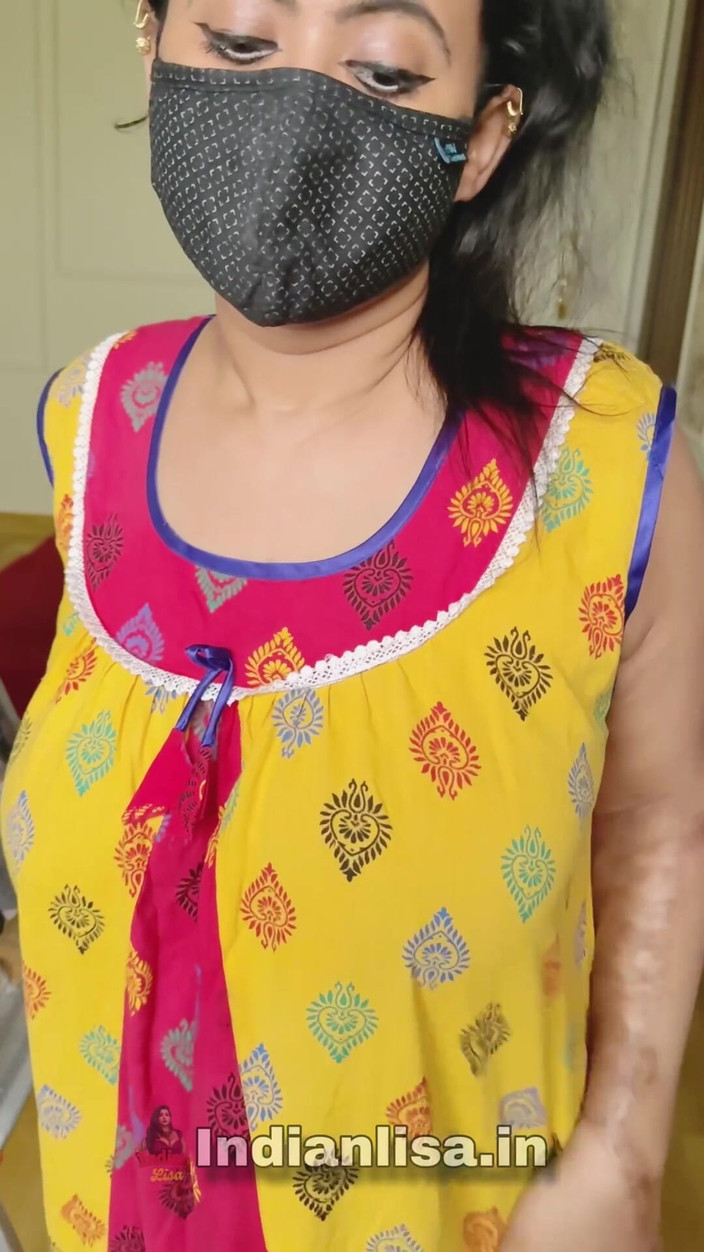 IndianMyra07: Madrasta tesuda não resistiu depois de assistir o pau do...