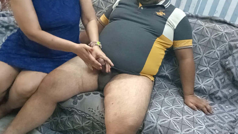 aliabegum: Malajská sestřička masíruje velký penis šťastný konec honění