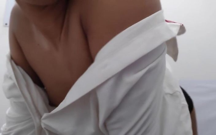 desigirl93: 내 자지를 따먹어