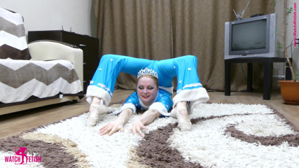 Gymnastic: Erotický modrý sen