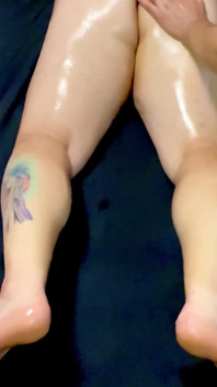 Oiled Massage Beautiful Feet and Soles