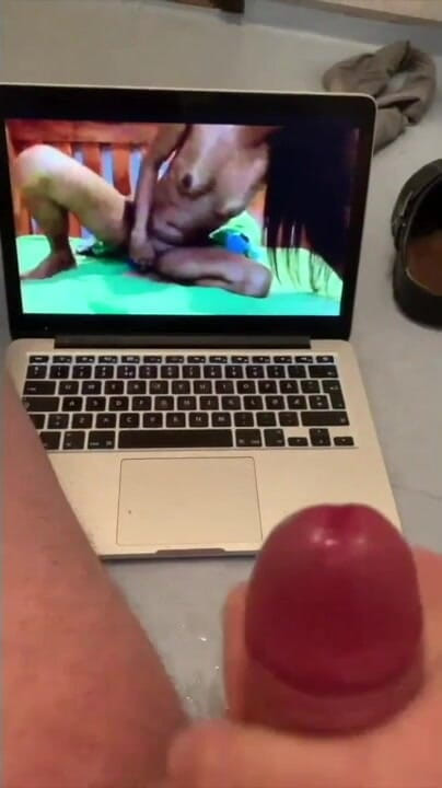 SirCumAlotInU: Mi encantadora KinkyAsian4U me hace correrme tan duro