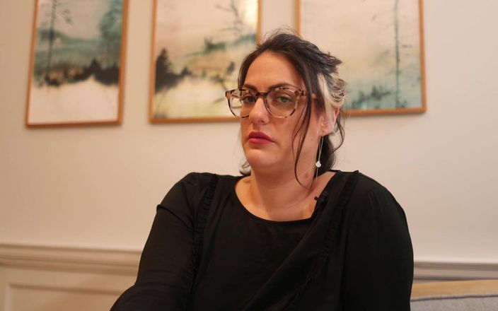 Countess diamond: Přistižen při honění při ponížení joi cei