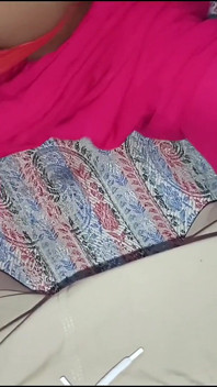 Desi Style - Pasangan Baru Viral Berkongkek tegar di hadapan adik tiri