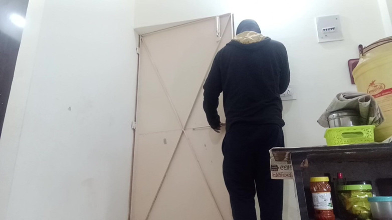 Real Couple 203: Esposa india del pueblo Tina en secreto romance con vecino...