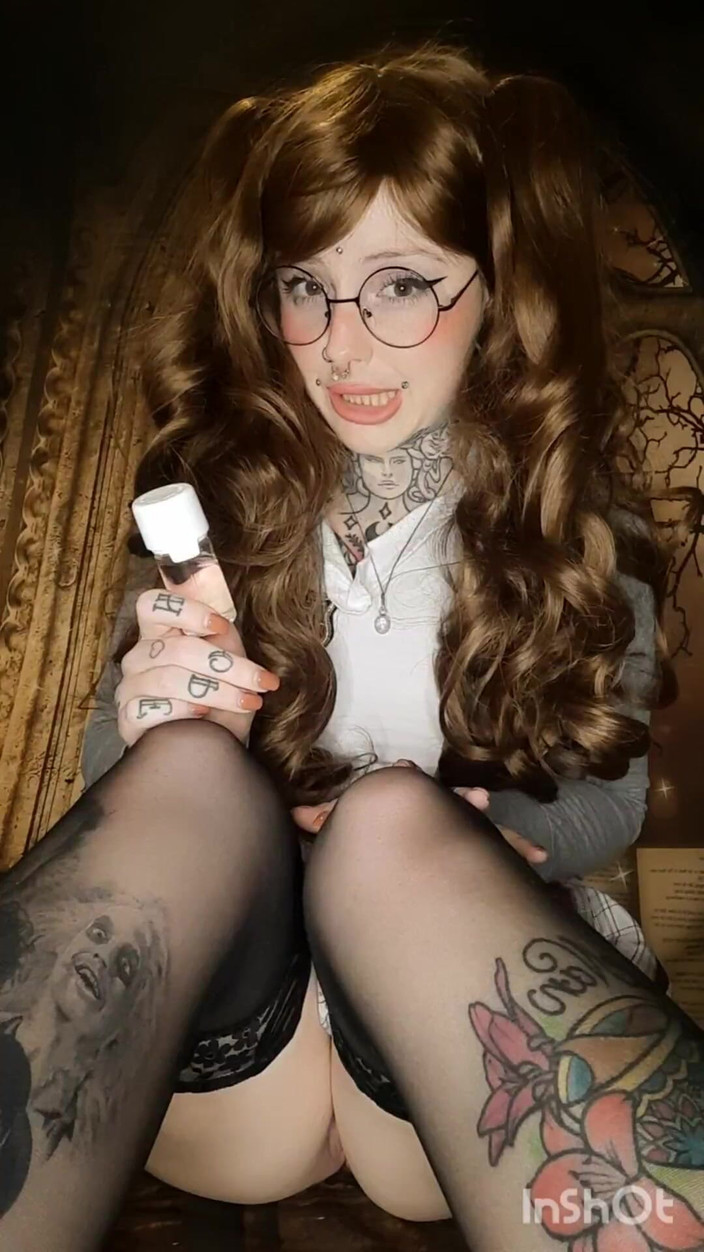 Yourfavecumslut: Myrtle gimiendo necesita sexo y anal