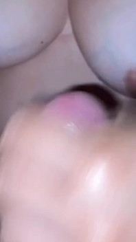 Procace paffuta milf mi fa una sega sexy pov - soraya Culona latina