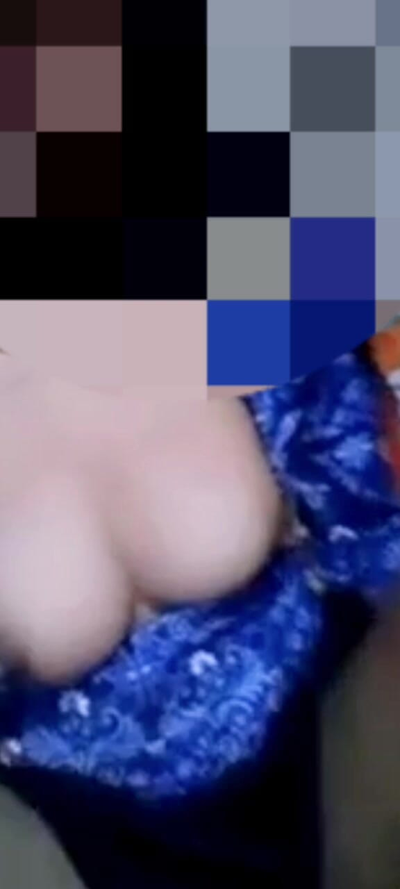 Astriana88: Ik moest het doen om mijn schuld af te lossen.