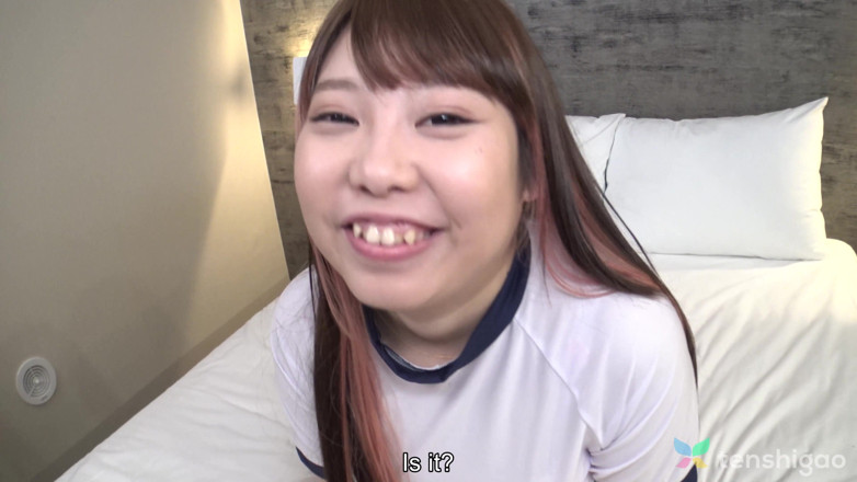 Tenshigao: 藤遥は高校の体育着で今日は私たちのためにオナニーをしている