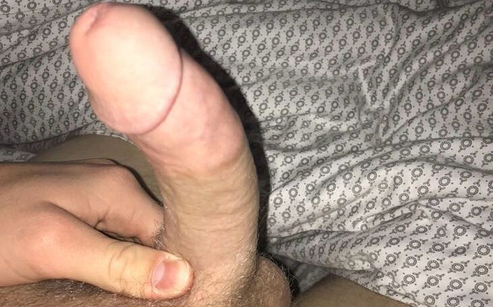 Samweli: Genç yarağıma mastürbasyon yapıyor