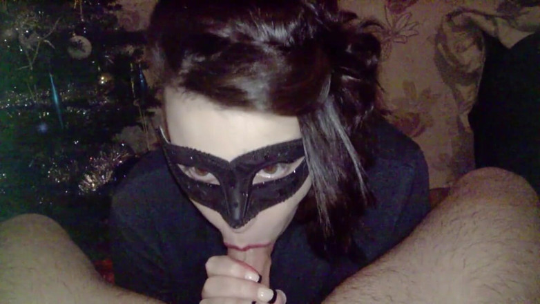 Young_strawberry: Cheating wife suck stranger cock on Christmas swing party