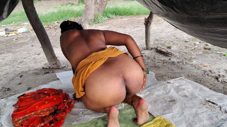Village bhabhi sex: Взял мою жену глубоко в джунгли построил хижину вместе, расслабился и провел мирную ночь вдали от всего
