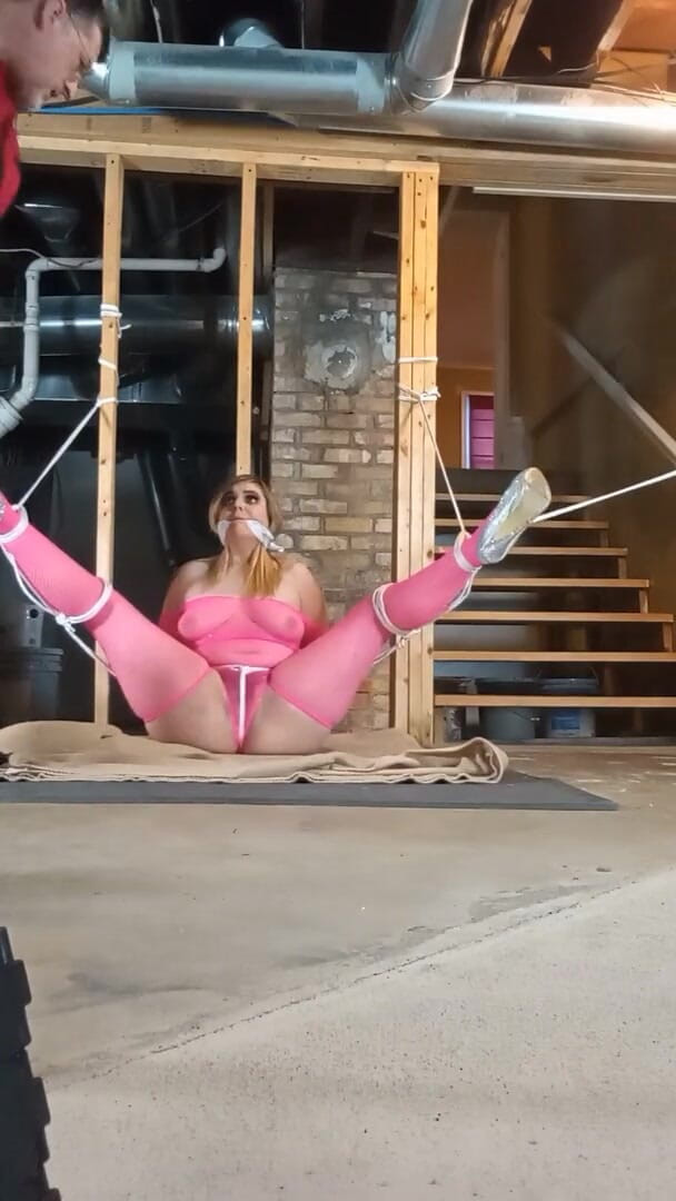 Tropical Lust: BTS bondage shoot
