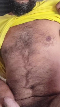 Orgulloso de ver porno