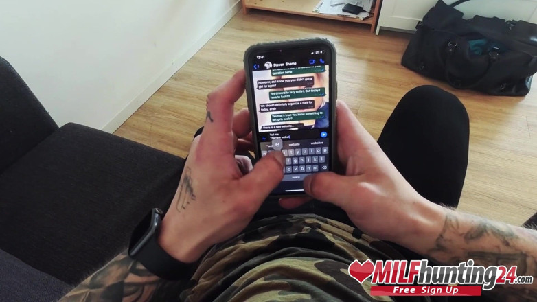 MILF Hunter 24: MILF Hunter jagar en raunchy gotisk MILF och slår henne...
