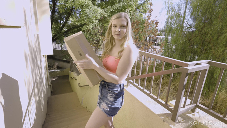 Karups POV: Handle My Package