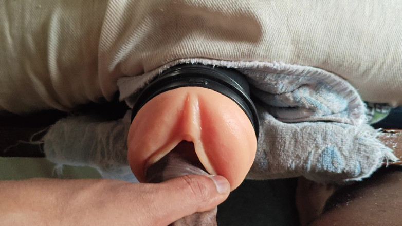 Black Devil: Ladke Ne Sex Toy Chod Diya - Teen Ladke Ne Choti...