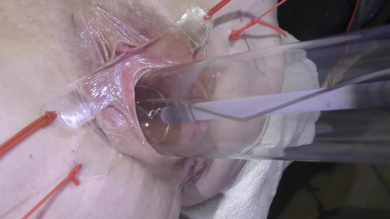 deep keely: Chatte Écartée De Près, Baisant Avec Une Lampe 1000 Watts