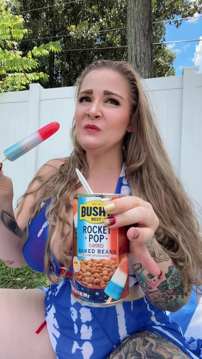 Miss Whitney Morgan: Red, White, &amp; Full of Foodie Regret