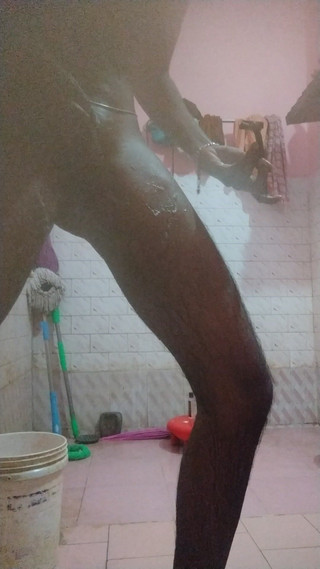 Tamil 10 inches BBC: Bărbat monstru