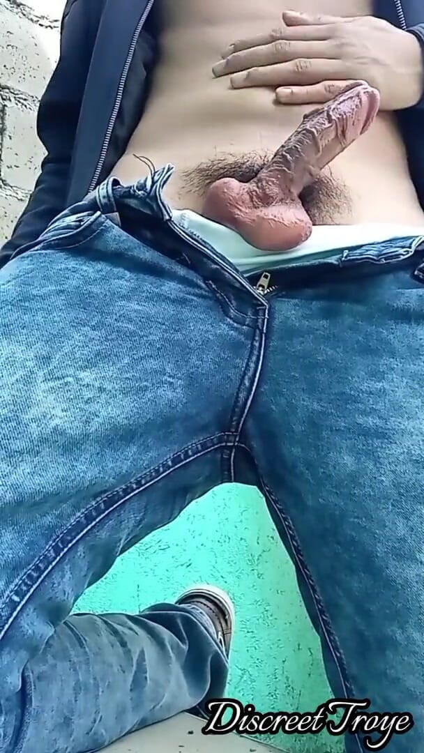 Troye_AsianPinoy: कब्रिस्तान में फिलीपीनी राइडर हाथों से चुदाई - Sarap Jakol Pinoy Rider sa Sementeryo