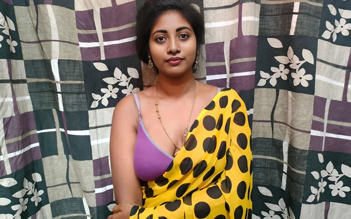 Your Lalitha: ホットティーン(18+)の妻は、サリーを削除してセックスのために夫を呼び出します