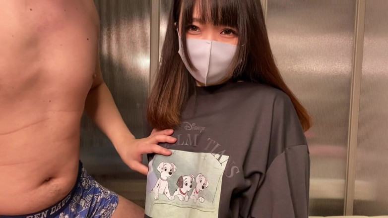 Gionji Miyu: Open sex in the office during the live distribution