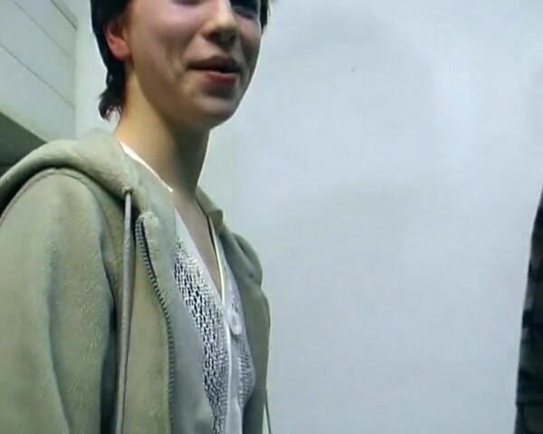 Deutsche Madchen: Jalang berambut pendek dari Jerman dikongkek keras oleh dua lelaki