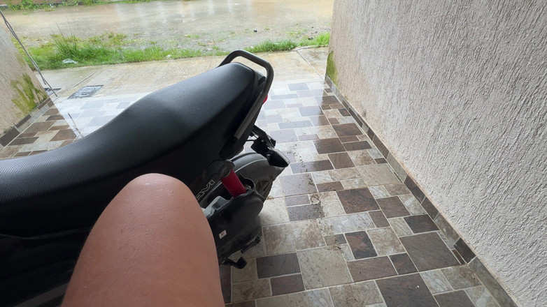 EMY_AND_JONH: Jsem úplně blázen z masturbace před novými sousedy