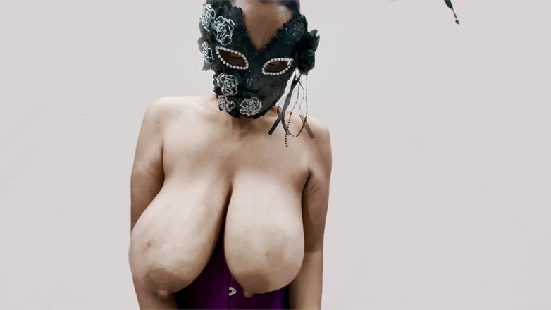 VeeVee Vixen: Kijk hoe ik mijn uiers snel en hard swing