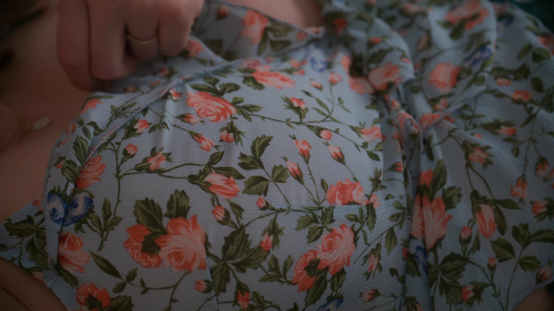 Mrs Wetslavs: Spring Awakening: Daisies, a Flowing Skirt and a Moment Just...