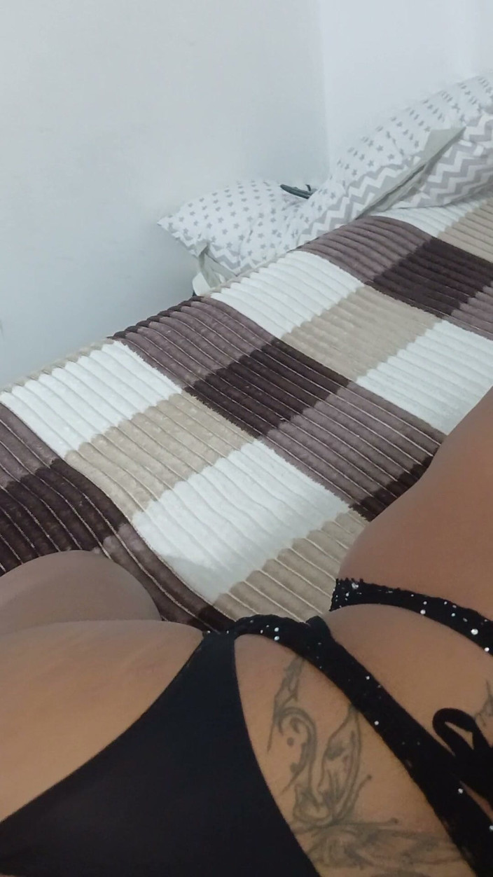 Vikingoazul: Mega Velký Ladyboy Mě Vzal Ven, Dotýkal Se Mléka Zavřeným...