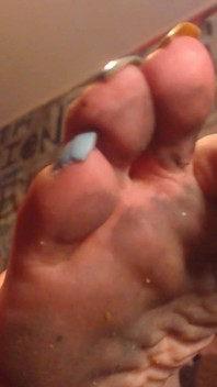 肮脏的娘娘腔女仆脚合集