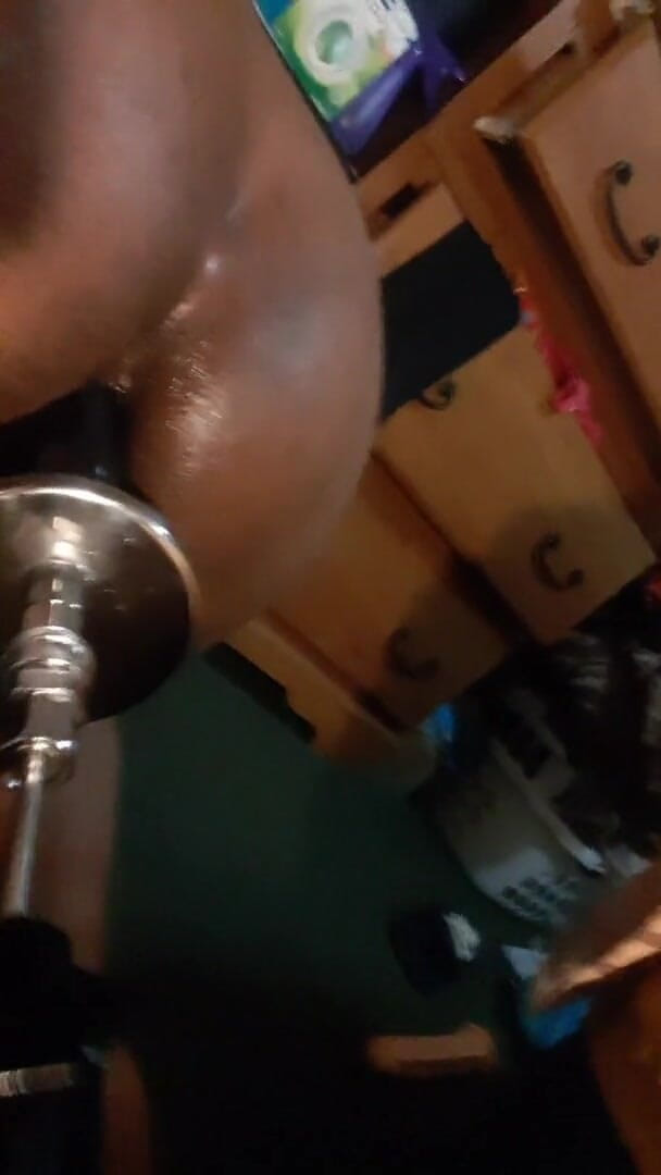 Truestarr: Close up Sex Machine Fuck with No Hands Cumshot