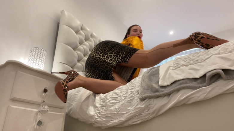 Sophie James: 흑형 대물 과 섹스하는 엄마