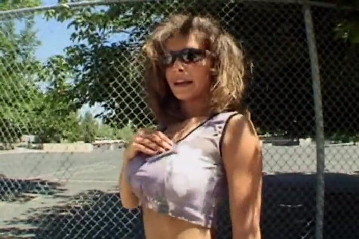 Lovers Of Vintage: Picked up Cutie Got Her Pussy Fucked in Close up